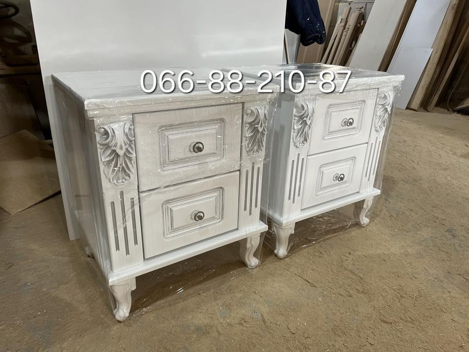 Комоди,  приліжкові тумба, шафа з натурального дерева бук