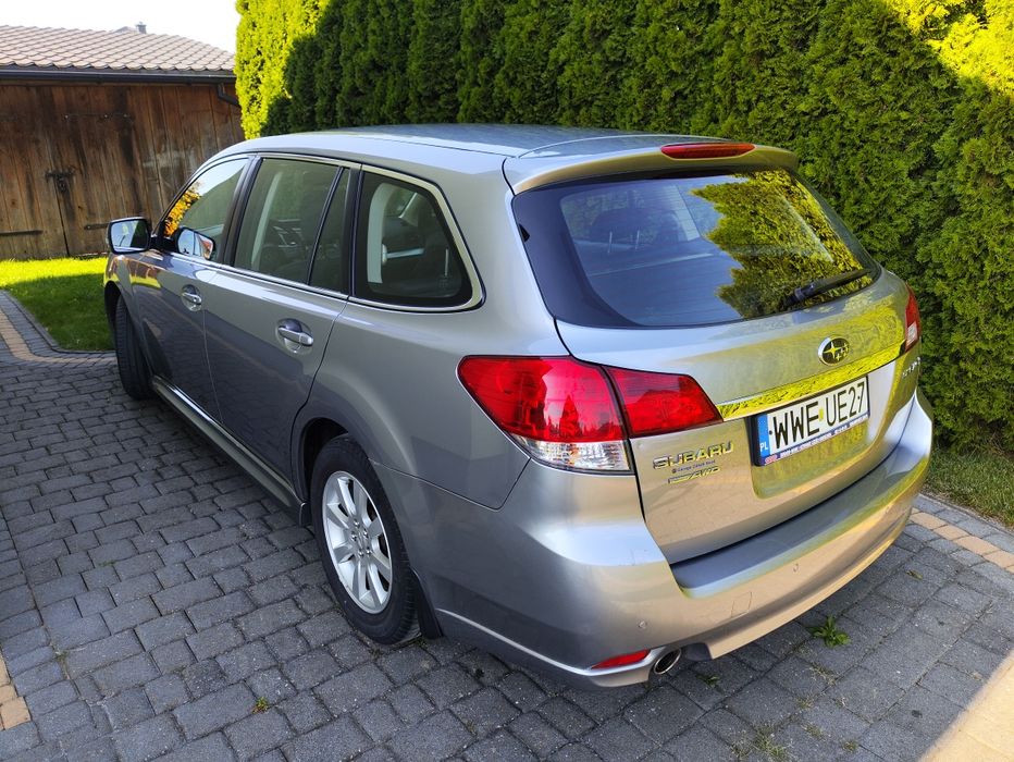 Subaru Legacy V 2011r 2.0