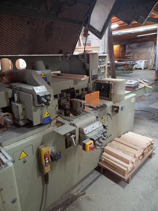 Molduradora  SCM impecável