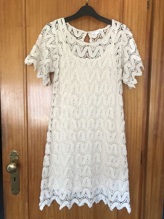 Vestido de renda Lefties