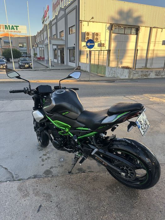Kawasaki Z900 35kw 2025