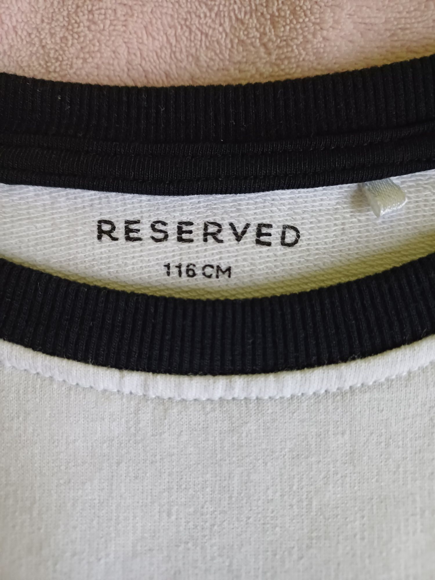 Bluza biało czarna Reerved r.116 nowa
