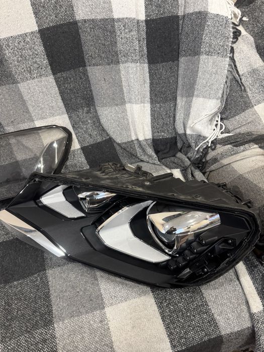 Фара ліва Touareg NF Європа, скло фари, маска фари