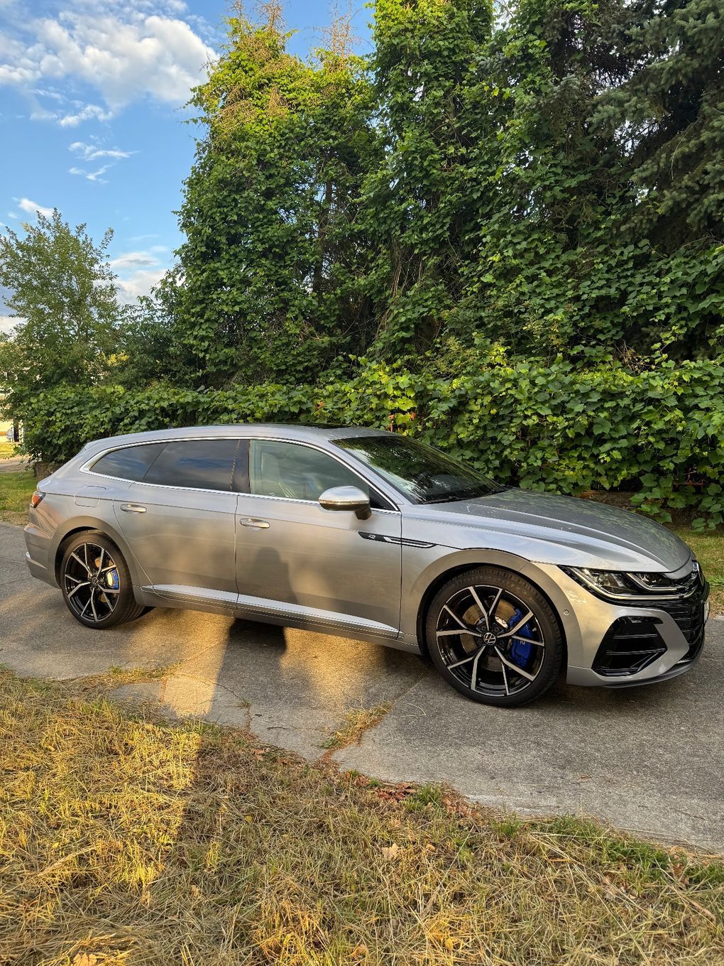 Volkswagen Arteon Arteon R 320PS Panorama, Harman, kam360, Alu 20, Nappa, Matrix Led