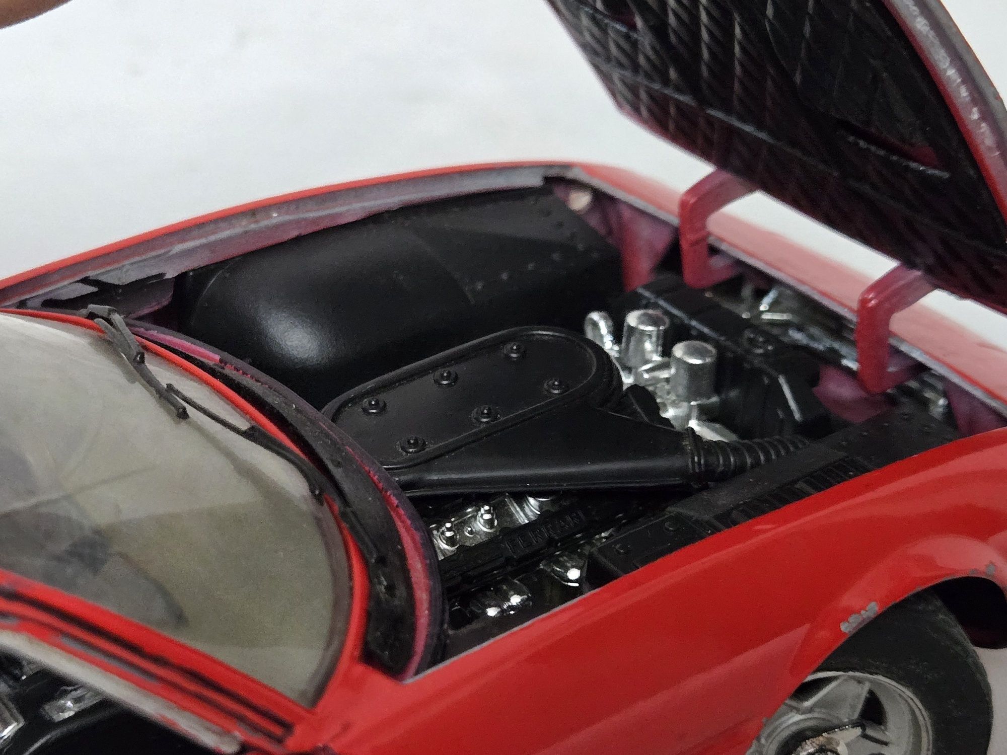 Miniatura Ferrari 365 GTB4 Daytona 1/18