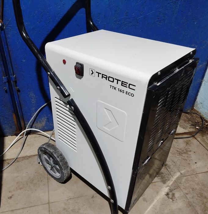 Осушувач повітря потужний