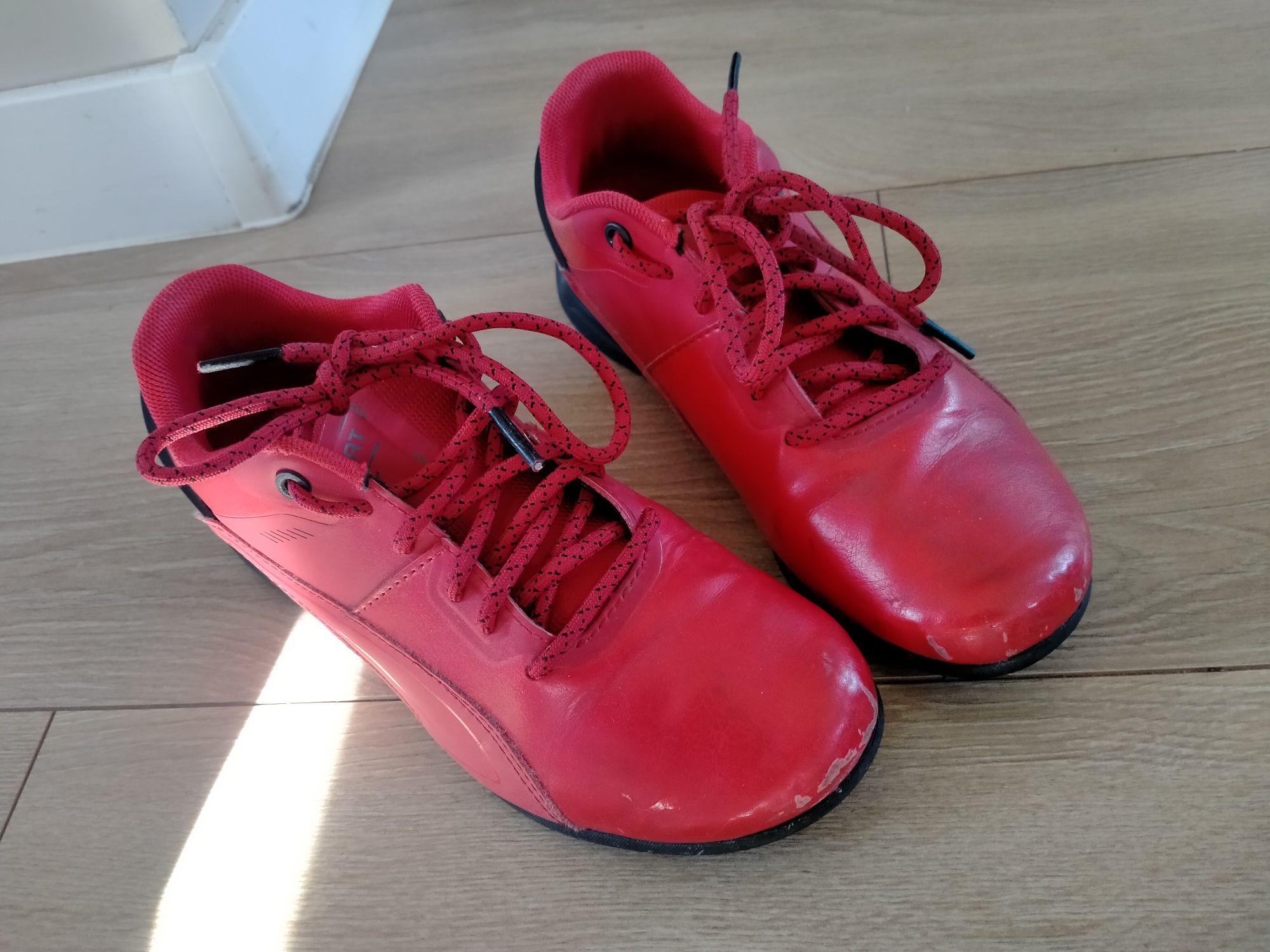 Buty puma ferrari czerwone rozmiar 36