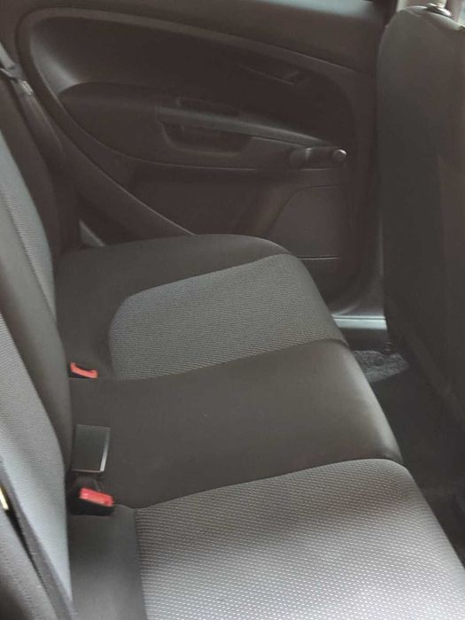 Fiat Grande Punto 1,2 8V - 2010r.