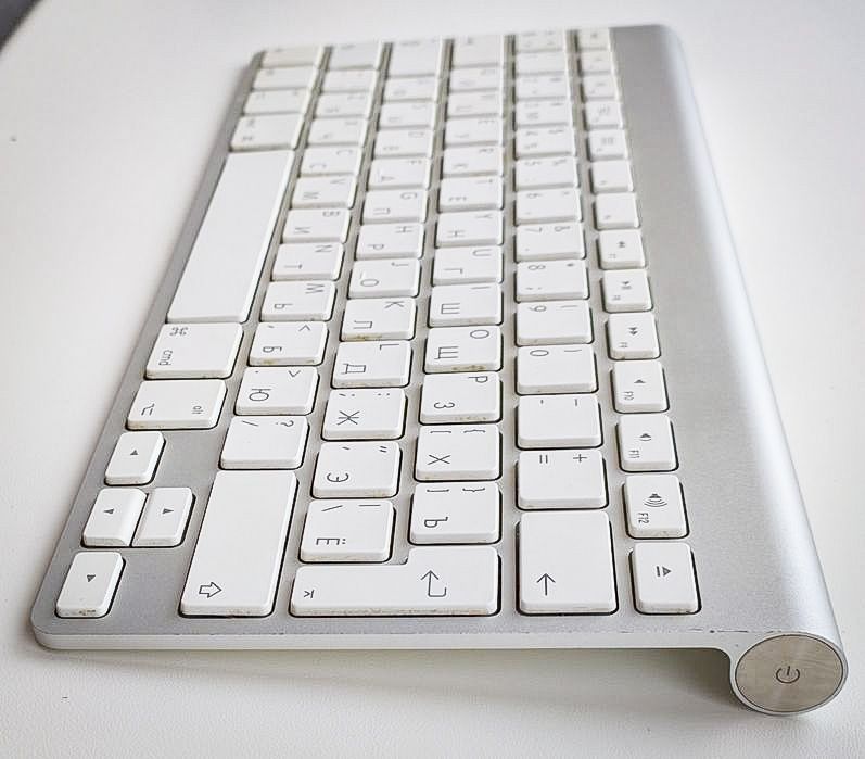 Уценка! Клавіатура Apple A1243 А1314 алюминий usb hub мембранная