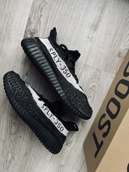 Adidas buty Yeezy Kayne West czarne 39