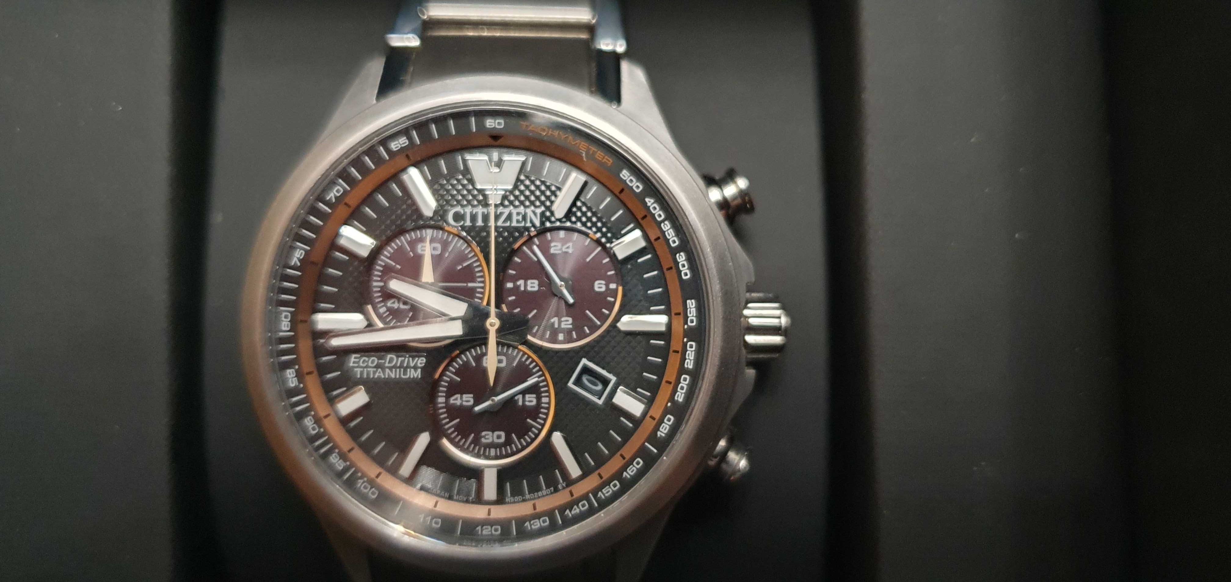 CITIZEN AT2470-85L EcoDrive Super Tytanium Szkło szafirowe