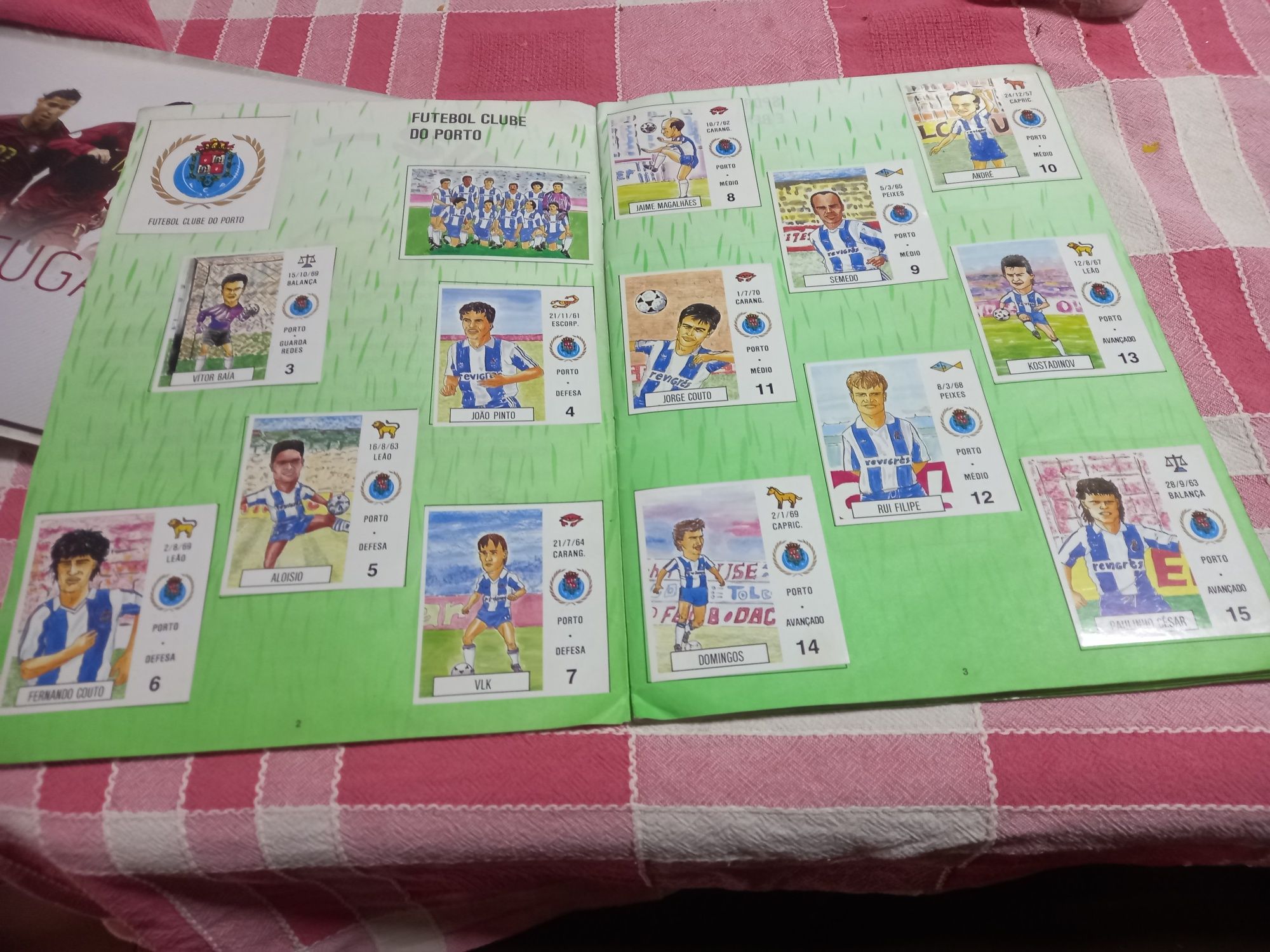 Cardeneta cromos futebol OFF- SIDE