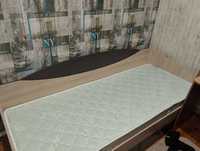 Кровать 1 спальная з матрасом