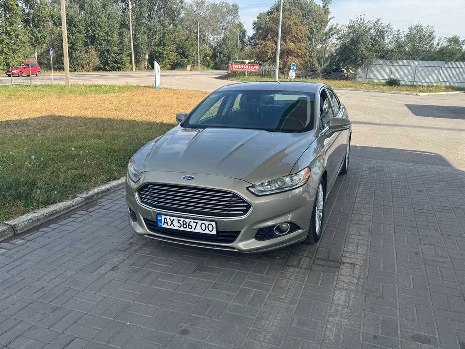 Аренда оренда  Ford Toyota Hybrid