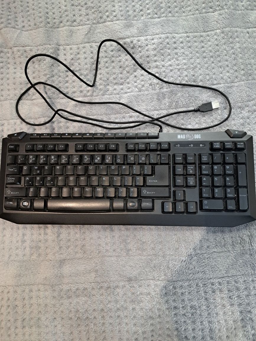 Sprzedam Klawiaturę Mad Dog Gk 700+Mysz tracę killer,mata A4Tech Blood
