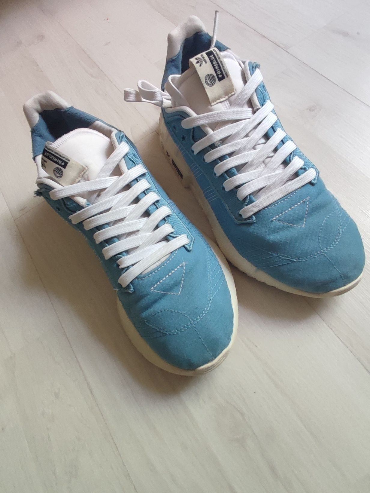 Buty damskie Adidas Primeblue rozmiar 39i 1/ 3