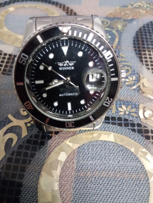 Продам мужские часы