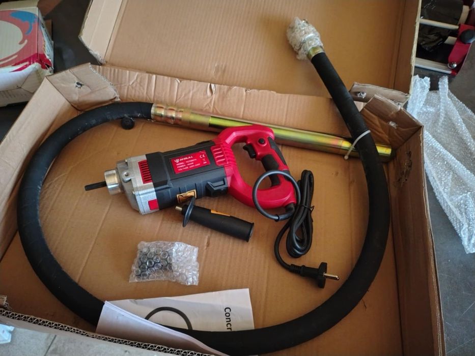 Wibrator do betonu Anbull 1800W