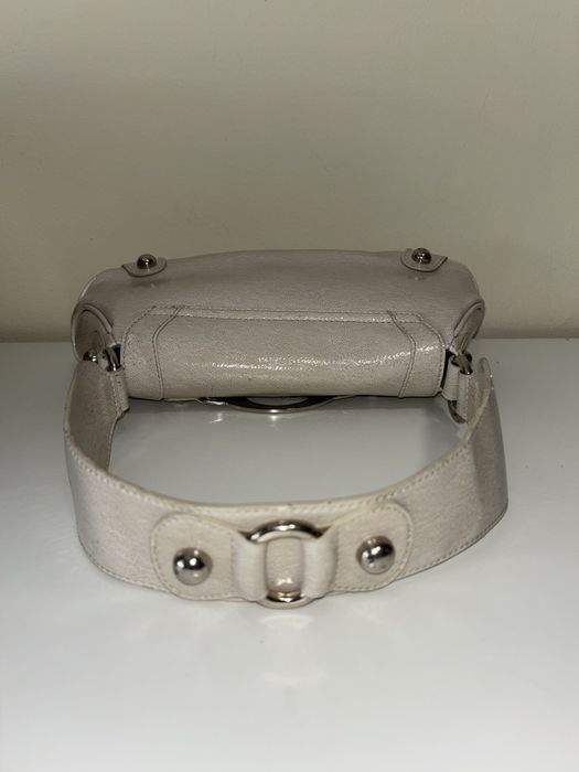 Mala Y2K Vintage Guess