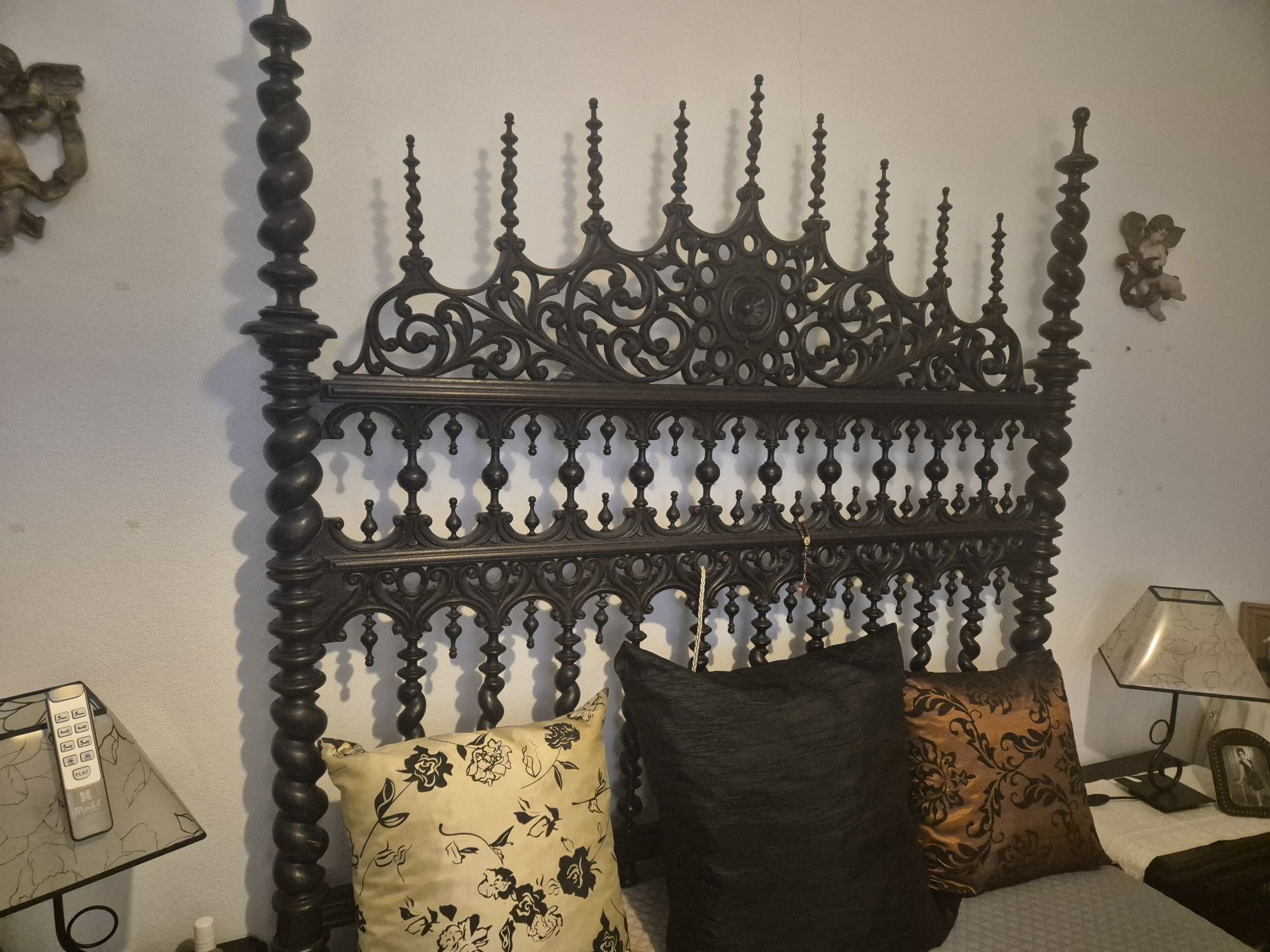 Mobília de quarto de casal de século
