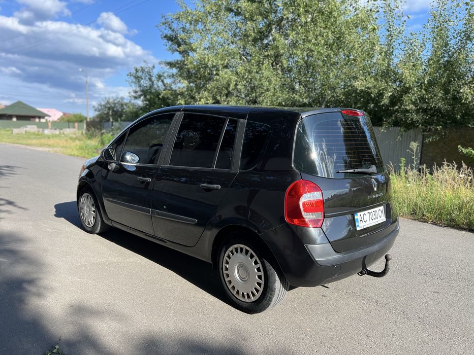 Продаю RENAULT MODUS 1.5 дизель.