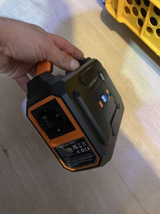 Przenośna Stacja Zasilania 300w 80.000mAh AC 230V, DC 12V, USB-C