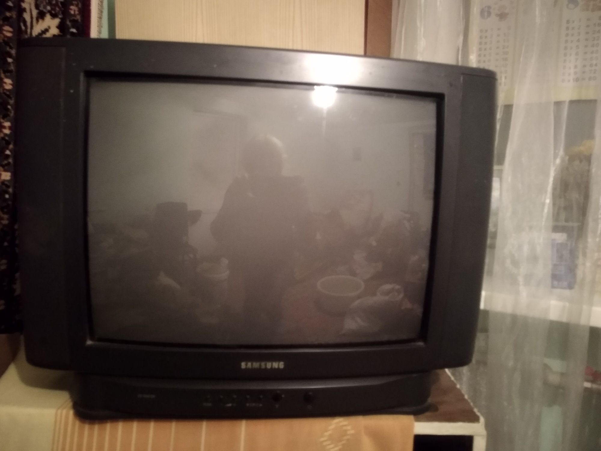 Продам телевизор Samsung CK-5341ZR
