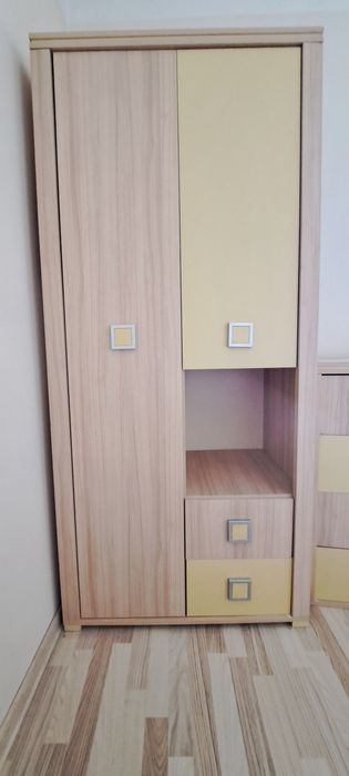 Zestaw mebli młodzieżowych