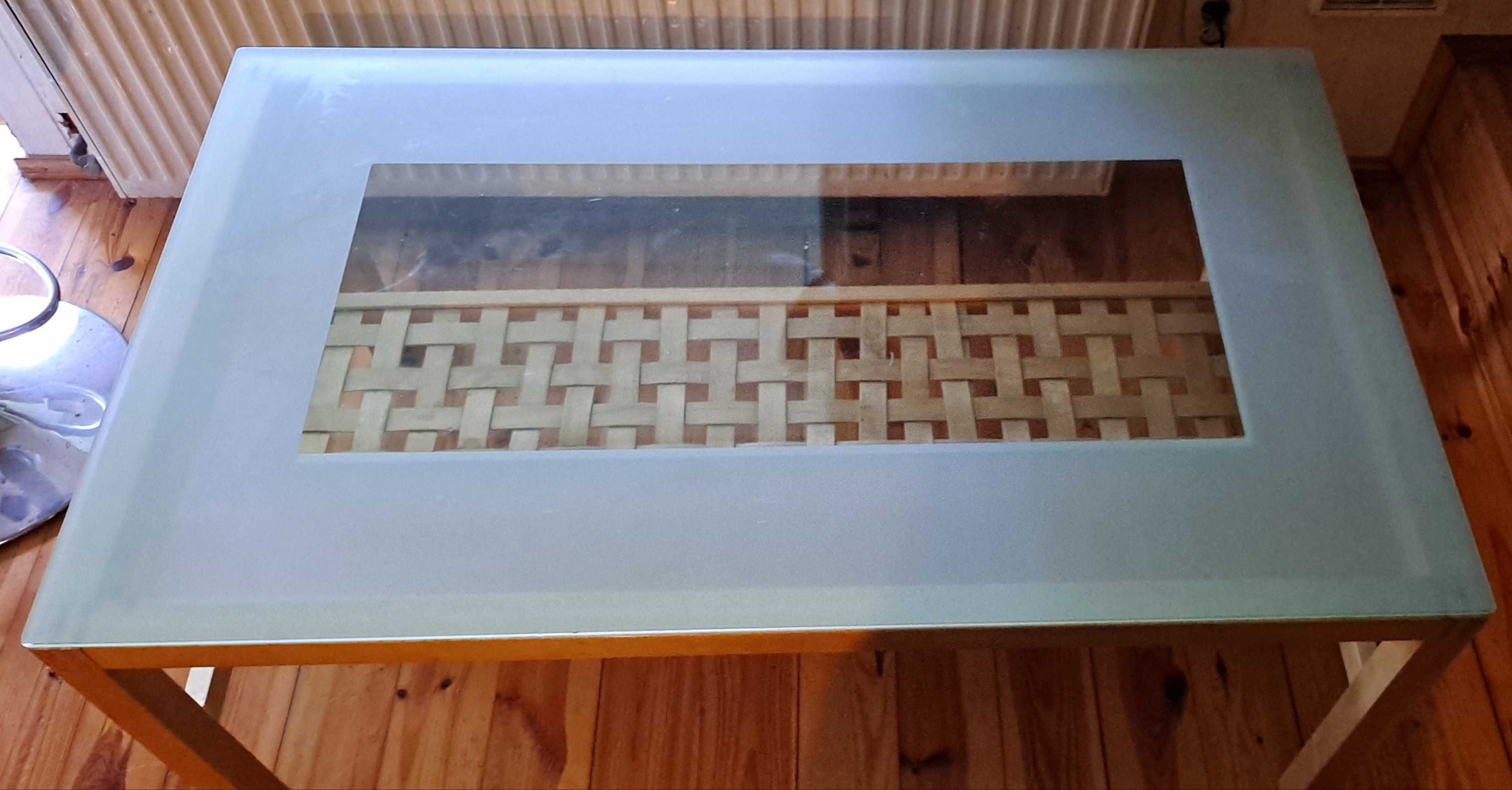 Ława ze szklanym blatem Ikea