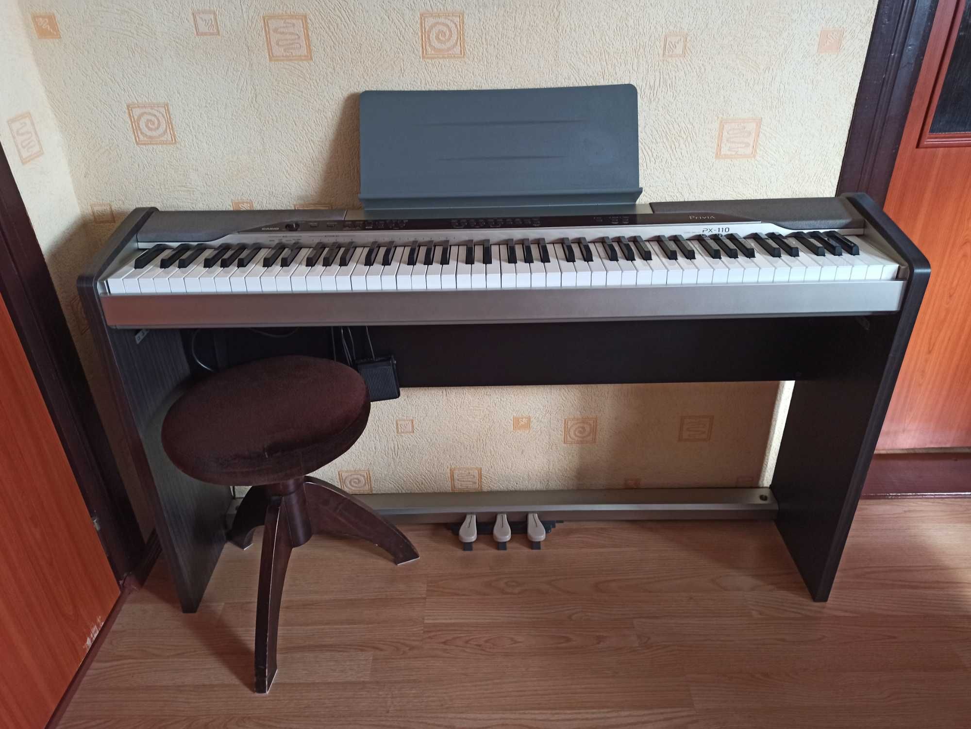 Sprzedam pianino casio privia PX-110