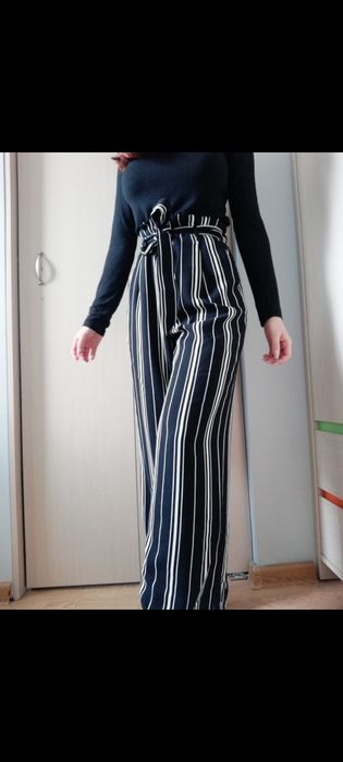 Szerokie spodnie w paski