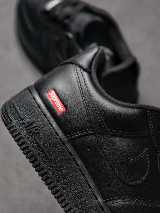 Buty meskie Mokasyny Nike_Air_Force_1_Low_Supreme_Black R.46