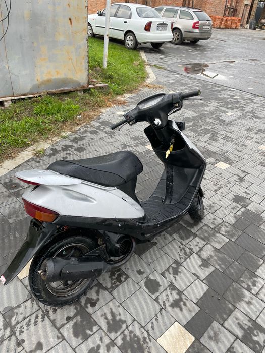 Продаєця Honda Dio 27