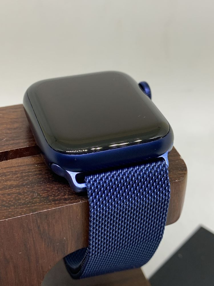 Оригінальні apple watch series 6 40 mm blue