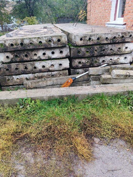 Плити бетонні Б/у