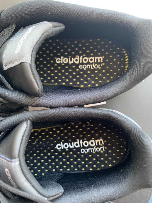 Продам женские кроссовки Adidas Courtpoint Base