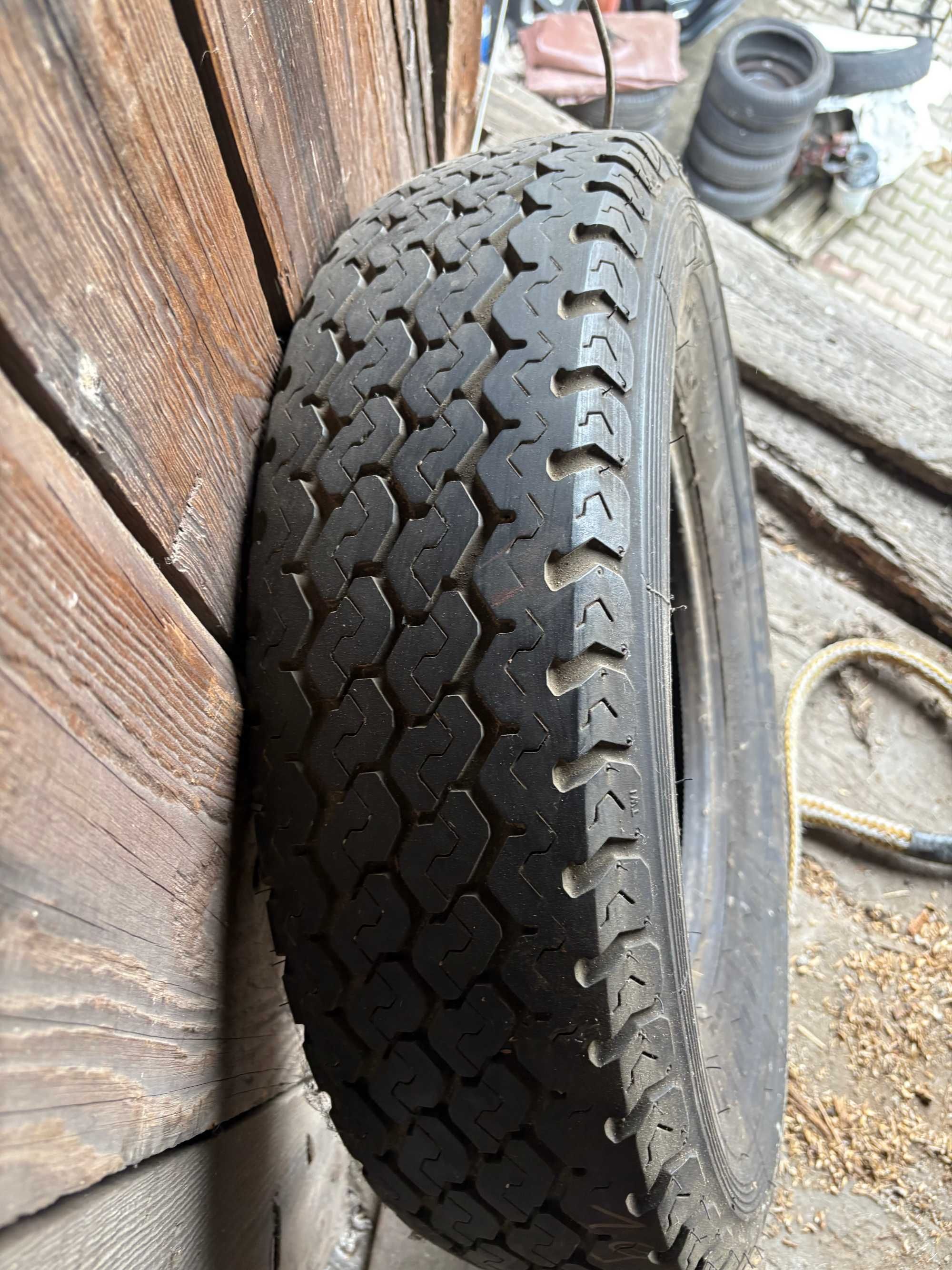 Opona pojedyncza Uniroyal MAX C5 195R/14C 6,5mm