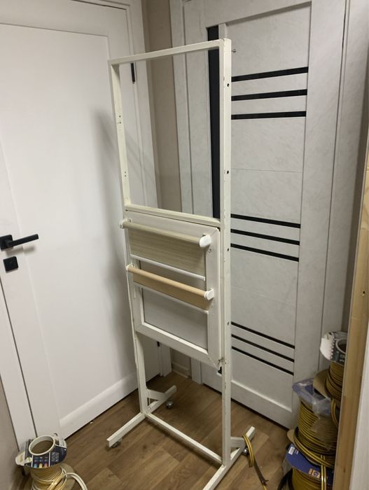 Продам торговий стенд