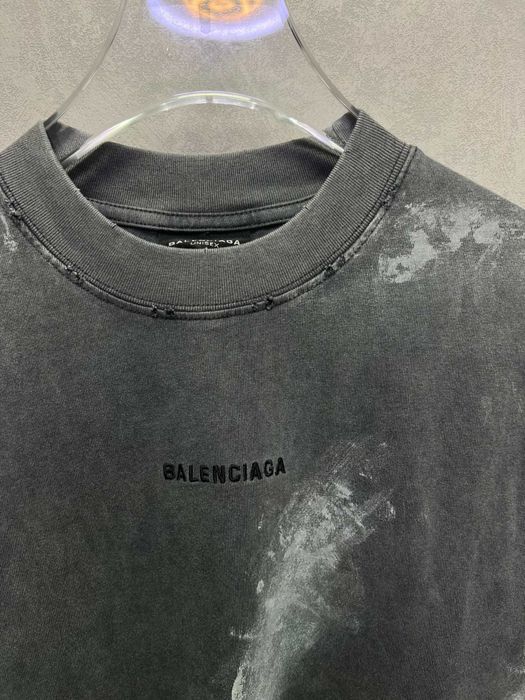 Мужская футболка BALENCIAGA серая оверсайз унисекс серая оригинал