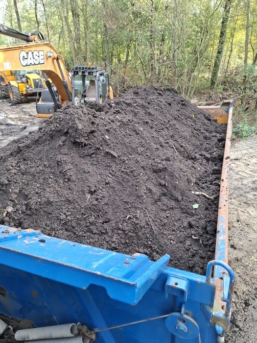 Torf czarnoziem ziemia ogrodowa