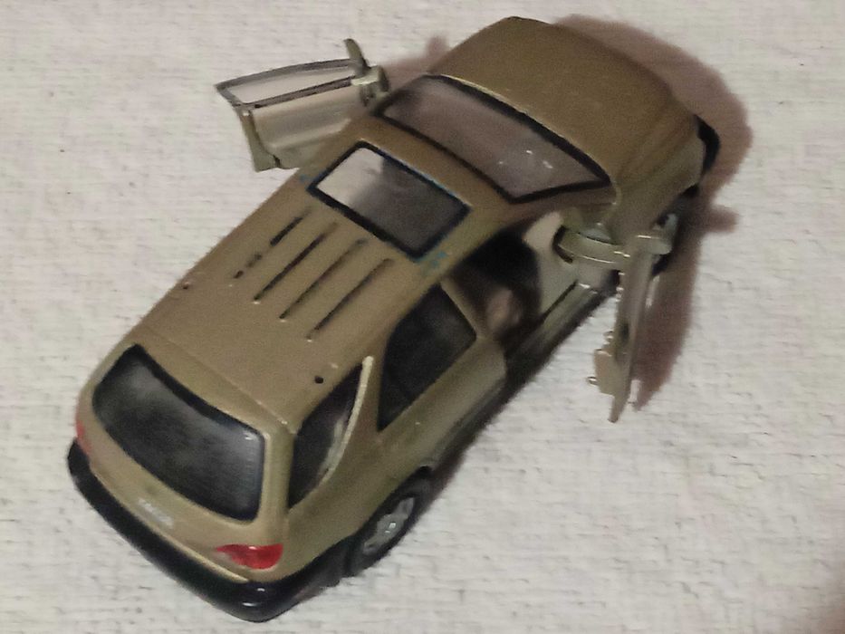 model Lexus RX300 Hongwell