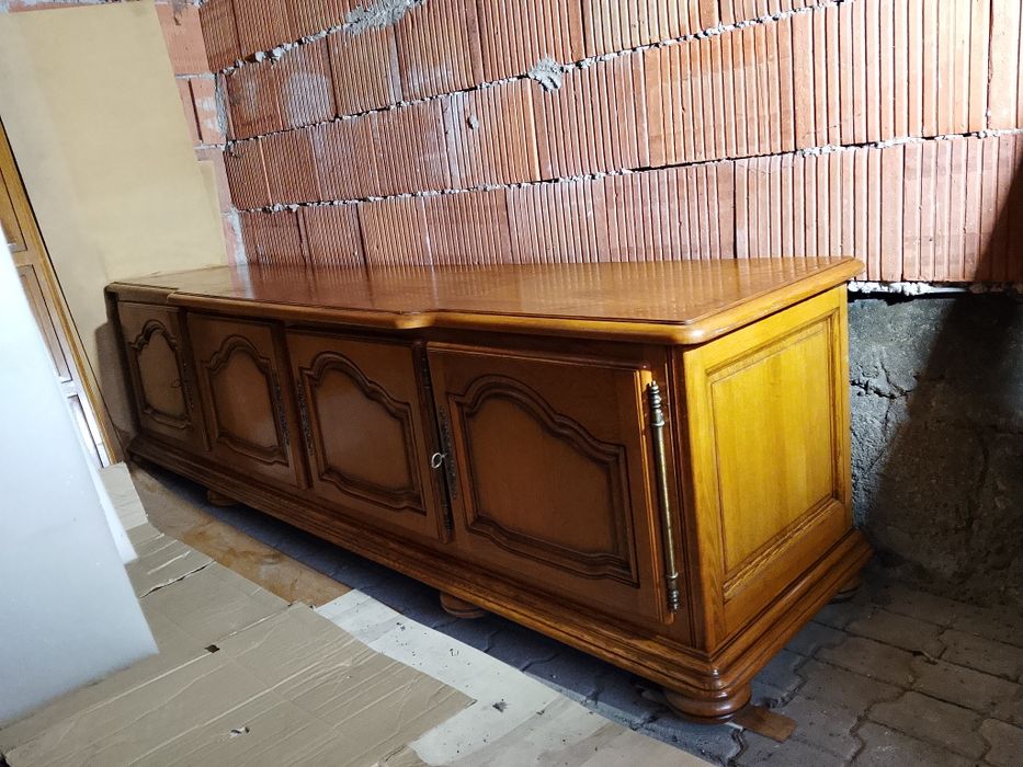 Porządna komoda dębowa pod telewizor