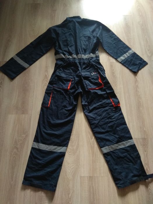 42/44 Odblaski Kombinezon roboczy