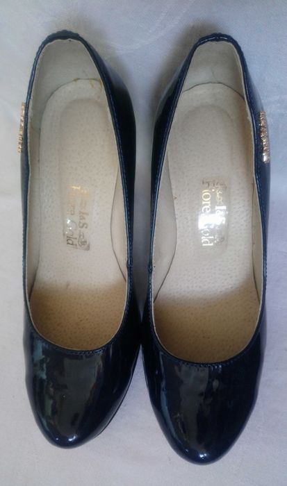 Туфлі темно-сині лакові р.39 підбор і платформа, бренд Fiore Gold