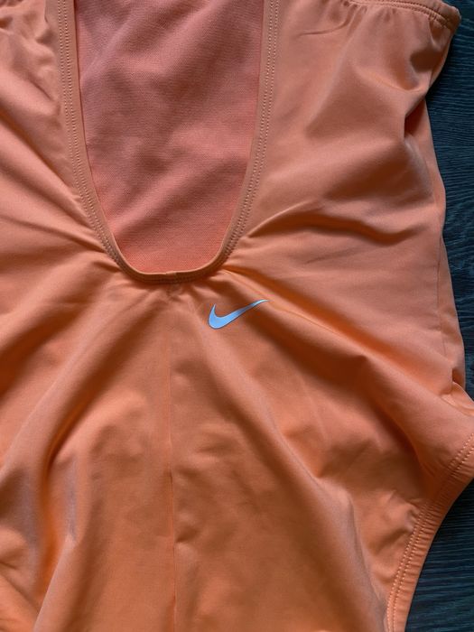 Купальник Nike суцільний