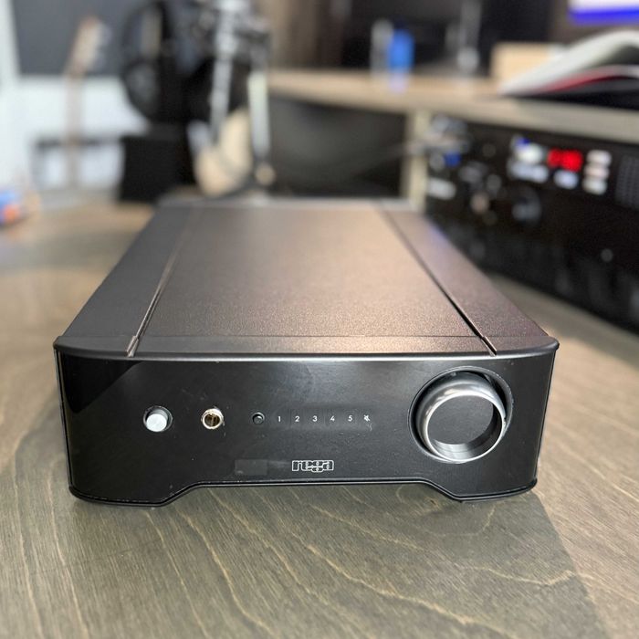 Amplificador Rega Brio