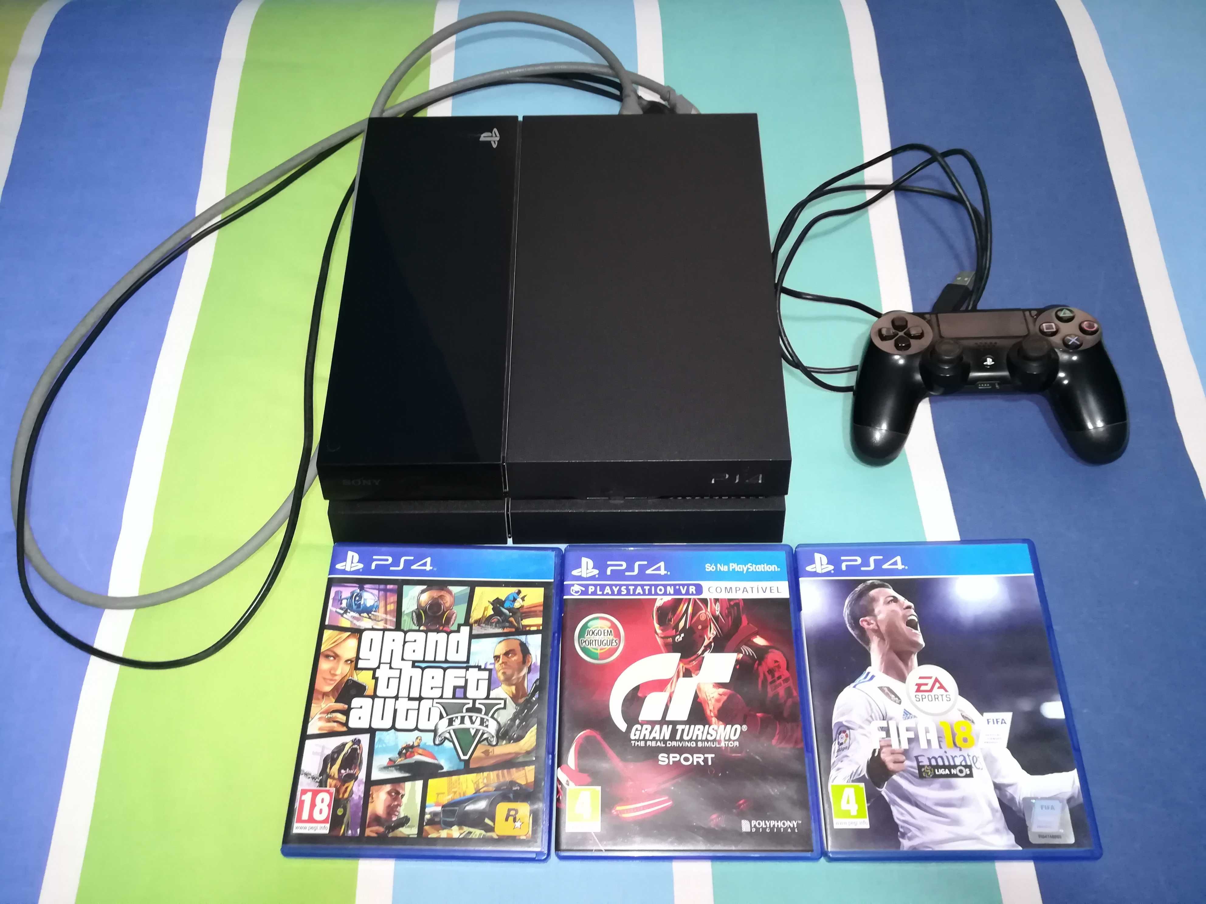 Playstation 4 500GB + 3 Jogos