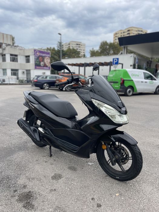 Honda pcx 125 cc 2015 scooter
