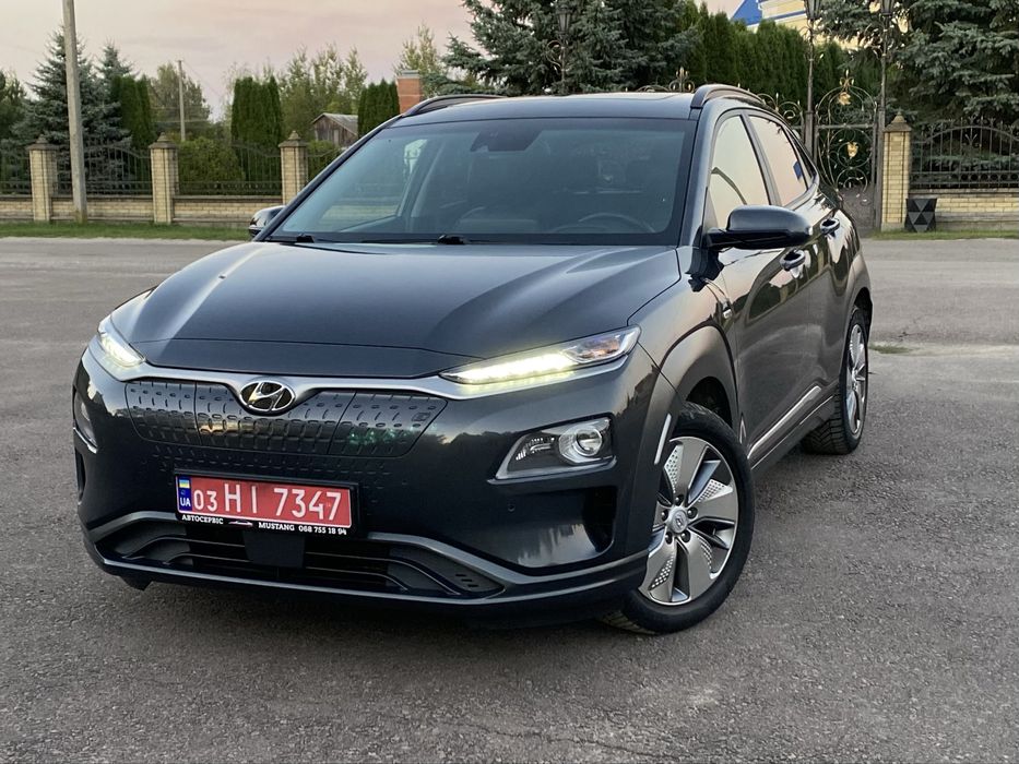 Hyundai Kona Electric 64 kWh Premium +