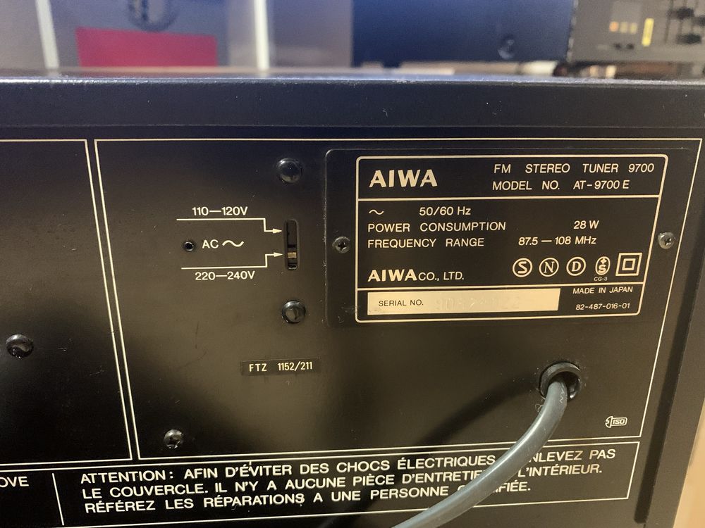 Tuner AIWA AT-9700